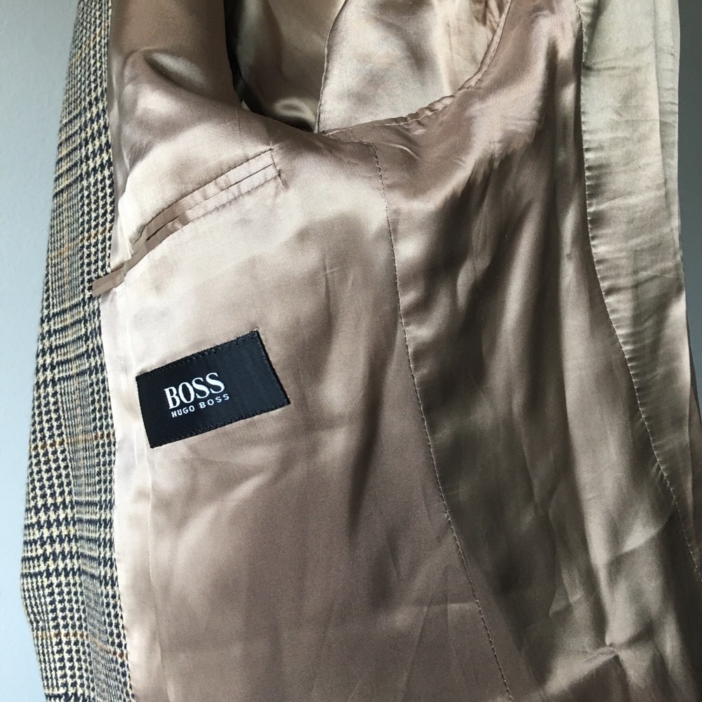 Hugo Boss - Picture 7 of 12